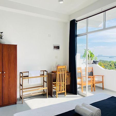 ווליגאמה Regal Heights Hotel מראה חיצוני תמונה