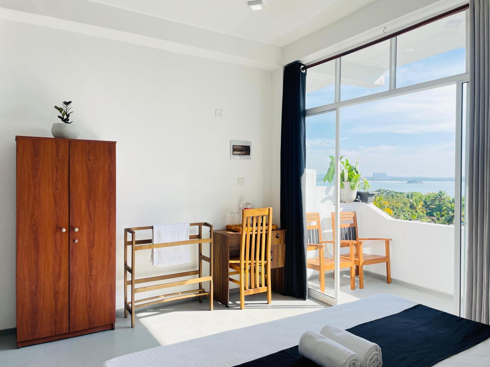 ווליגאמה Regal Heights Hotel מראה חיצוני תמונה