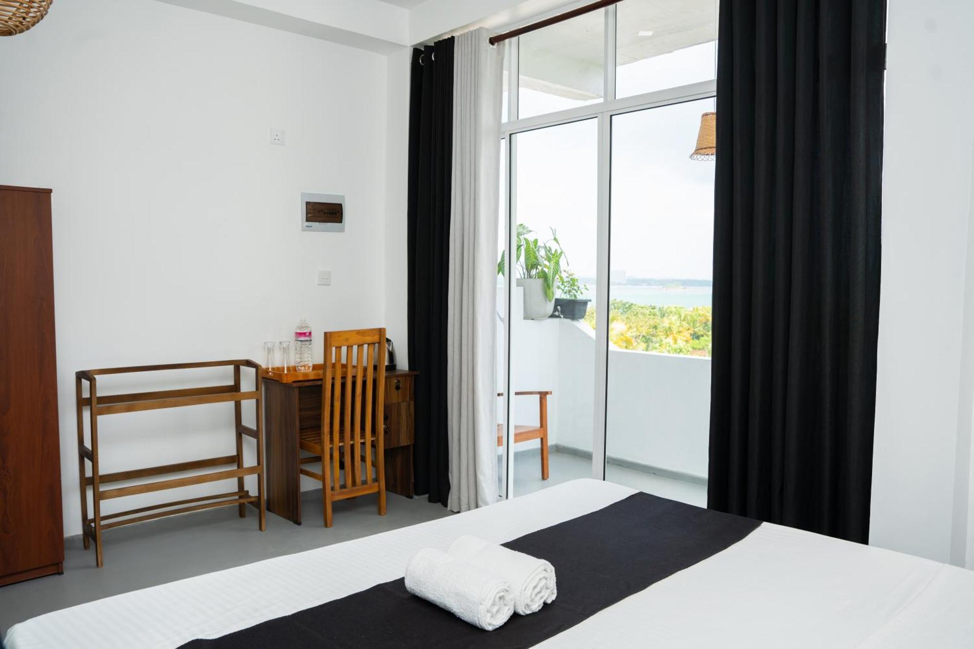 ווליגאמה Regal Heights Hotel מראה חיצוני תמונה